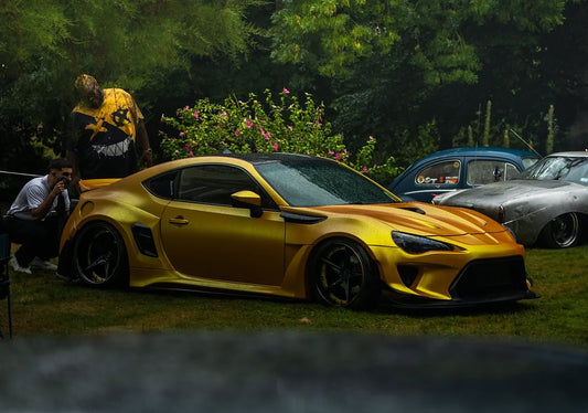 Toyota GT86 86 TRD GT SE Base ZN6 2017 2018 2019 2020 & Scion FR-S FRS ZN6 2013 2014 2015 2016 & BRZ TS Limited Premium ZN6 2013 2014 2015 2016 2017 2018 2019 2020 (compatible with ROBOT widebody kit) with Aftermarket Parts - Front Fenders Replacement & Rear Quarter Fender Flares & Side Skirts Carbon Fiber / FRP from Robot Craftsman