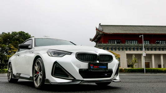 BMW 2 Series 230i M240i G42 2022-ON with Aftermarket Parts - Side Skirts Pre-preg Carbon Fiber from TAKD Carbon