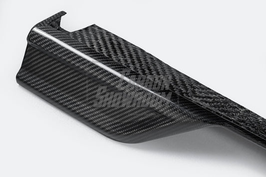 BMW X7 xDrive40i M60i ALPINA XB7 LCI G07 2023-ON with Aftermarket Parts - Side Skirts Pre-preg Carbon Fiber from TAKD Carbon
