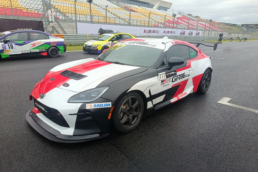 Toyota GR86 ZN8 2022-ON with Aftermarket Parts - Center Hood Vent Cutout Dry Pre-preg Carbon Fiber from Geex Village