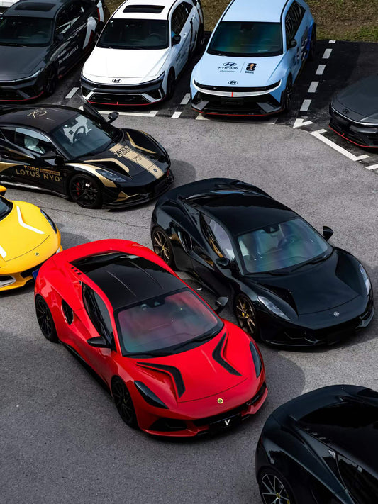 Lotus Emira 3.6 V6 2.0 Four-cylinder 2022-ON with Aftermarket Parts - Hood Pre-preg Carbon Fiber from Ventus Veloce