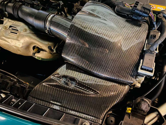 Mercedes Benz CLA250 GLA250 2014 2015 2016 2017 2018 2019 with Aftermarket Parts - Air Intake Systems Pre-preg Carbon Fiber from Ventus Veloce