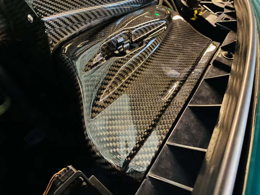 Mercedes Benz CLA250 GLA250 2014 2015 2016 2017 2018 2019 with Aftermarket Parts - Air Intake Systems Pre-preg Carbon Fiber from Ventus Veloce