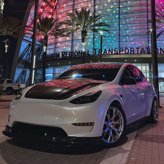 Tesla Model Y/P 2020 2021 2022 2023 2024 with Aftermarket Parts - Side Skirts Pre-preg Carbon Fiber from Ventus Veloce