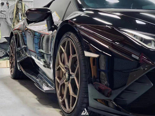 Lamborghini Huracan LP580 LP610 Evo RWD AWD Tecnica Performante STO 2015 2016 2017 2018 2019 2020 2021 2022 2023 2024 with Aftermarket Parts - Vor Style Side Skirts Pre-preg Carbon Fiber / FRP from Aero Republic