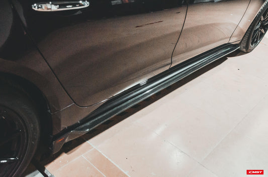 Maserati Quattroporte 2017-ON with Aftermarket Parts - Side Skirts Carbon Fiber / FRP from CMST Tuning