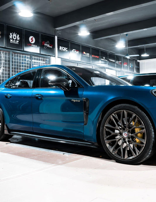 Panamera 971 971.1 RWD/Base/4/4S/GTS/Turbo/Turbo S 2017-2020 & Panamera 971 971.2 RWD/Base/4/4S/GTS/Turbo/Turbo S 2021-2023 with Aftermarket Parts - Vacuumed Carbon & FRP Side Skirts from CMST Tuning