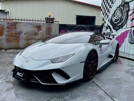 Aero Republic V Style Carbon Fiber Side Skirts For Lamborghini Huracan LP580 LP610 - Performance SpeedShop
