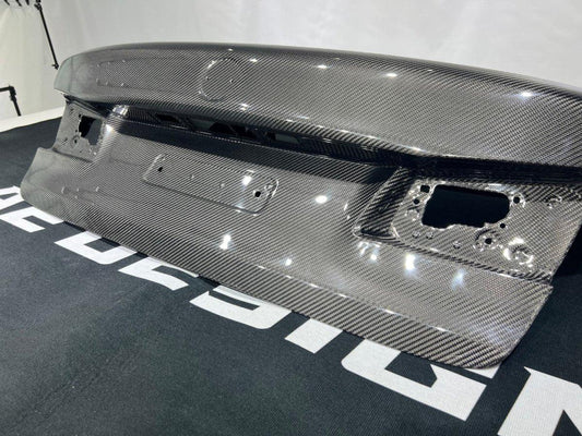 BMW M5/M5C F90 (Fits Both Pre-LCI & LCI) 2018 2019 2020 2021 2022 2023 2024 & 5 Series G30 540i M550i (Fits Both Pre-LCI & LCI) 2017 2018 2019 2020 2021 2022 2023 2024 with Aftermarket Parts - AE Rear Trunk Lid Carbon Fiber from ArmorExtend