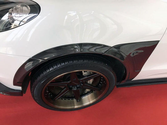 Porsche Macan 95B.1 Base/S/GTS/Sport Edition/Turbo 2015-2018 & Macan 95B.2 Base/S/GTS/Turbo 2019-2021 with Aftermarket Parts - Carbon Fiber & FRP Front Fenders from CMST Tuning