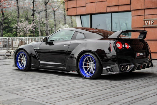 Nissan GTR Nismo T-Spec Black Edition Track Eidtion Premium Pure 2008-2023 with Aftermarket Parts - V1 Style Side Skirts Carbon Fiber / FRP from CMST Tuning
