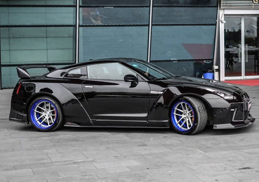 Nissan GTR Nismo T-Spec Black Edition Track Eidtion Premium Pure 2008-2023 with Aftermarket Parts - V1 Style Side Skirts Carbon Fiber / FRP from CMST Tuning