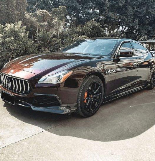 Maserati Quattroporte 2017-ON with Aftermarket Parts - Side Skirts Carbon Fiber / FRP from CMST Tuning