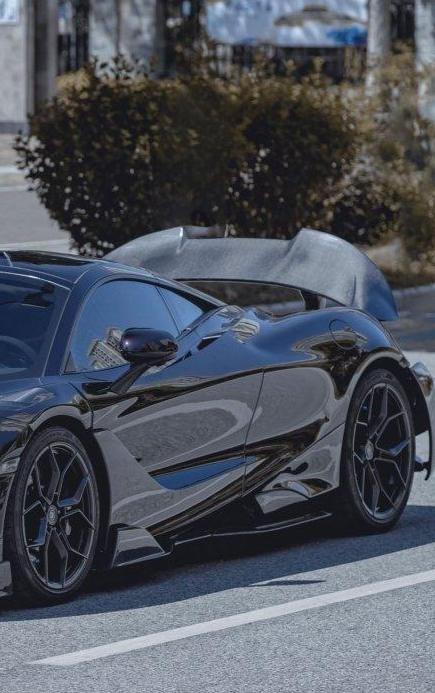 McLaren 720s 2018-2023 & 765LT 2021-2022 & 750s 2024-on with Aftermarket Parts - 765lt Conversion Style Side Skirts Carbon Fiber / FRP from CMST