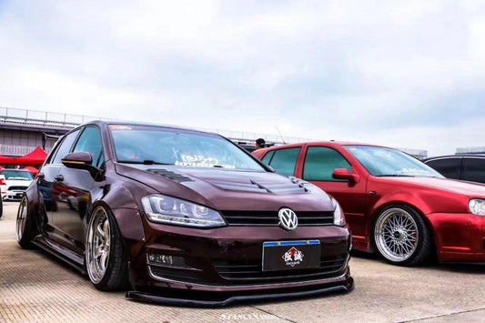 Volkswagen Golf R GTI Base MK7 MK7.5 2015-2021 (designed to be installed together with CMST widebody wheel arches) with Aftermarket Parts - Widebody Style Side Skirts Carbon Fiber / FRP from CMST Tuning