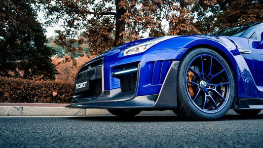 Nissan GTR Nismo T-Spec Black Edition Track Edition Premium Pure 2008 2009 2010 2011 2012 2013 2014 2015 2016 2017 2018 2019 2020 2021 2022 2023 2024 (slightly wider than stock, designed to be compatible with ROBOT CRAFTSMAN front bumper) with Aftermarket Parts - "Godzilla" Narrow Body Rear Front Fenders Carbon Fiber / FRP from Robot Craftsman