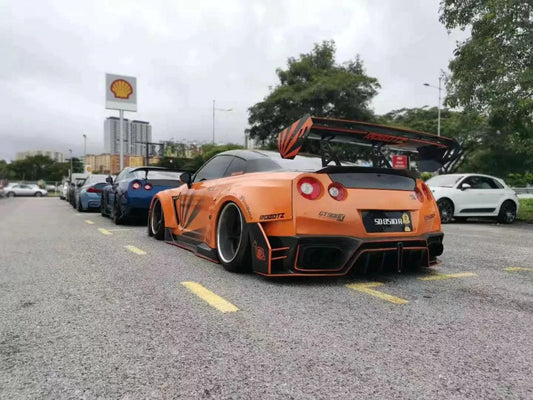 Nissan GTR Nismo T-Spec Black Edition Track Edition Premium Pure CBA DBA EBA 2008 2009 2010 2011 2012 2013 2014 2015 2016 2017 2018 2019 2020 2021 2022 2023 2024 (designed to be compatible with ROBOT CRAFTSMAN front bumper) with Aftermarket Parts - "Godzilla" Widebody Wheel Arches & Side Skirts Carbon Fiber / FRP from Robot Craftsman