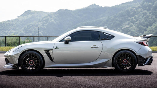 Subaru BRZ ZD8 2022 2023 2024 & Toyota GR86 ZN8 2022 2023 2024 with Aftermarket Parts - "SHINING" Narrow Body Front Fenders & Side Skirts Carbon Fiber / FRP from Robot Craftsman