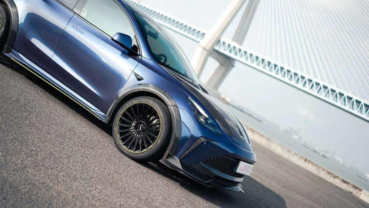 Tesla Model Y Performance AWD Long Range RWD Standard 2020 2021 2022 2023 2024 with Aftermarket Parts - "STARSHIP" Side Skirts PP from Robot Craftsman