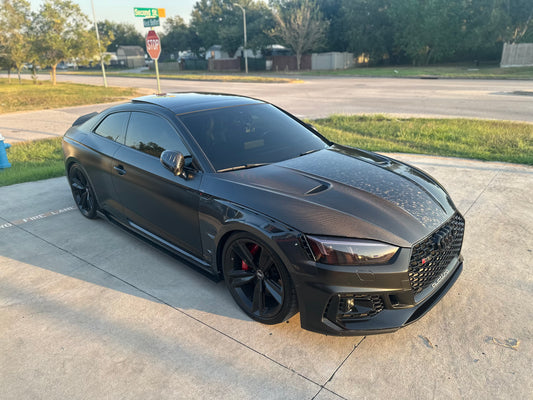 Audi RS5 B9 / B9.5 2017 2018 2019 2020 2021 2022 2023 2024 with Aftermarket Parts - AE Style Front Fenders Carbon Fiber from ArmorExtend