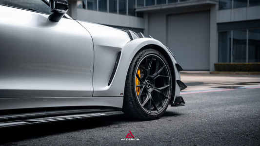 Mercedes Benz AMG GT63 SE Performance/Pro/Base GT55 GT43 C192 2025-ON with Aftermarket Parts - ART Front Fenders Dry Pre-preg Carbon Fiber from ArmorExtend