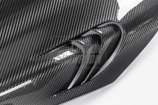 McLaren 720S 2018 2019 2020 2021 2022 2023 with Aftermarket Parts - RF Style Front Fenders Carbon Fiber from Aero Republic