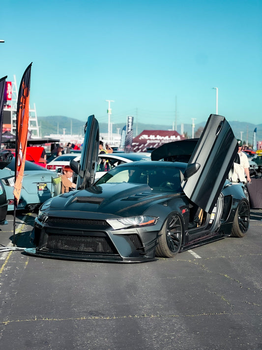 Ford Mustang GT 5.0 Mach1 Bullitt Ecoboost 2.3 S550.2 2018-2023 with Aftermarket Parts - Widebody Style Front Fenders & Wheel Arches Carbon Fiber / FRP from CMST Tuning