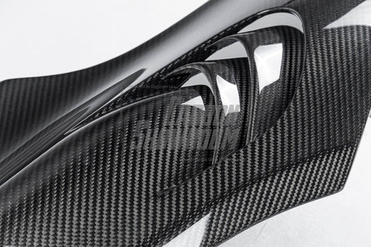 McLaren 720S 2018 2019 2020 2021 2022 2023 with Aftermarket Parts - RF Style Front Fenders Carbon Fiber from Aero Republic