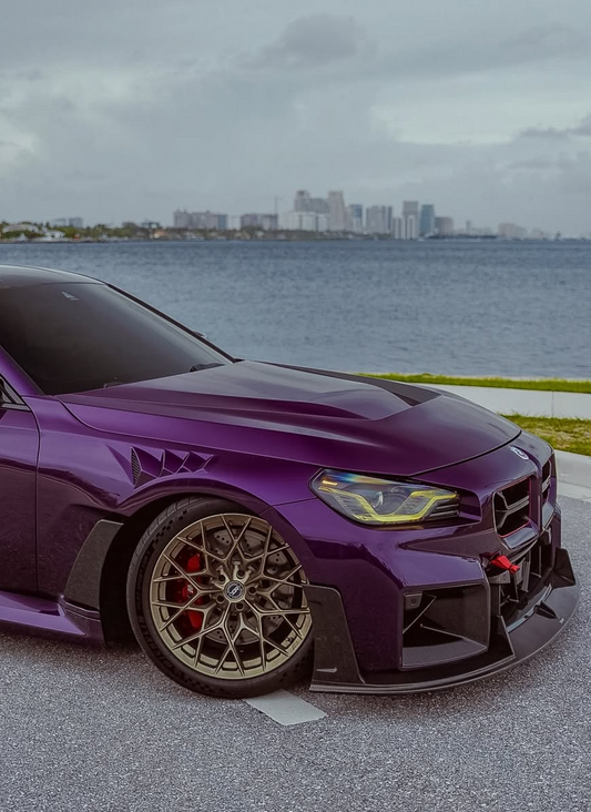 BMW M2 / M2C G87 2023-ON with Aftermarket Parts - Front Fenders Pre-preg Carbon Fiber from TAKD Carbon