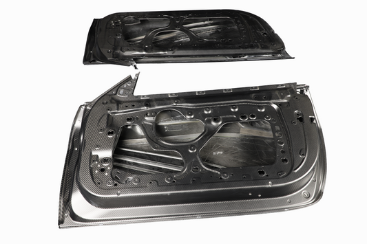 Aero Republic Doors for BMW M4 / M4C / M4CS G82 G83 2021-ON Dry Pre-preg Carbon Fiber