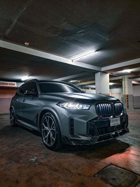 BMW X5 M60i s/x Drive 40i xDrive 50e G05 LCI 2024-ON with Aftermarket Parts - MP Style Front Bumper Side Vent Valences Trim Carbon Fiber from Aero Republic