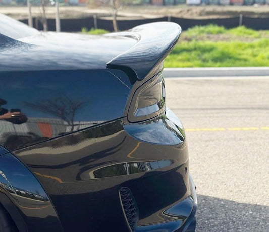 Dodge Charger & 2015 Scat Pack & 2016 Scat Pack, Hellcat & 2017 R/T, Daytona, Scat Pack, Hellcat & 2018 GT, R/T, Daytona, Scat Pack, Hellcat & 2019 GT, R/T, Scat Pack, Hellcat & 2020 GT, R/T, Scat Pack, Hellcat & 2021 GT, R/T, Scat Pack & 2022 GT, R/T, Scat Pack Non-widebody & 2023 GT, R/T, Scat Pack Non-widebody with Aftermarket Parts - Red Eye Style Rear Spoiler Carbon Fiber from Aero Republic