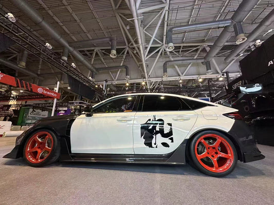 Honda Civic Type-R FL5 2023-ON with Aftermarket Parts - Time Attack Side Skirts Carbon Fiber from Aero Republic