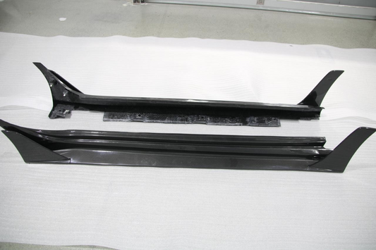 Honda Civic Type-R FL5 2023-ON with Aftermarket Parts - Time Attack Side Skirts Carbon Fiber from Aero Republic