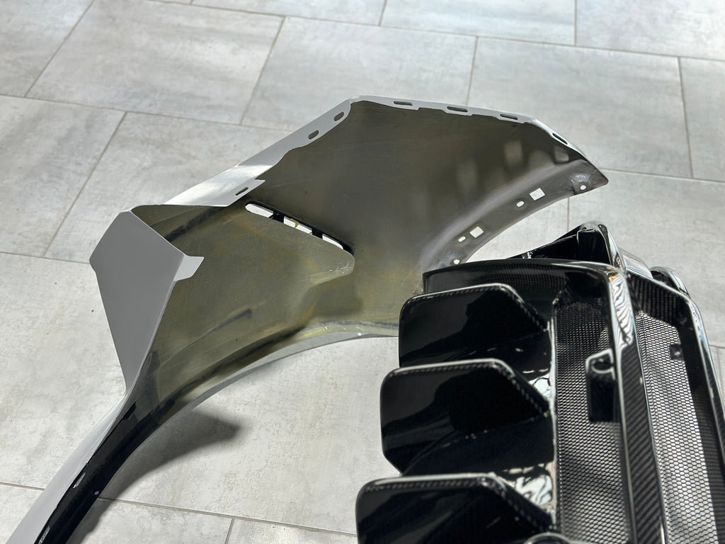 Lamborghini Urus 2019-2022 with Aftermarket Parts - M Style Carbon Fiber or FRP Rear Bumper & Diffuser from Aero Republic