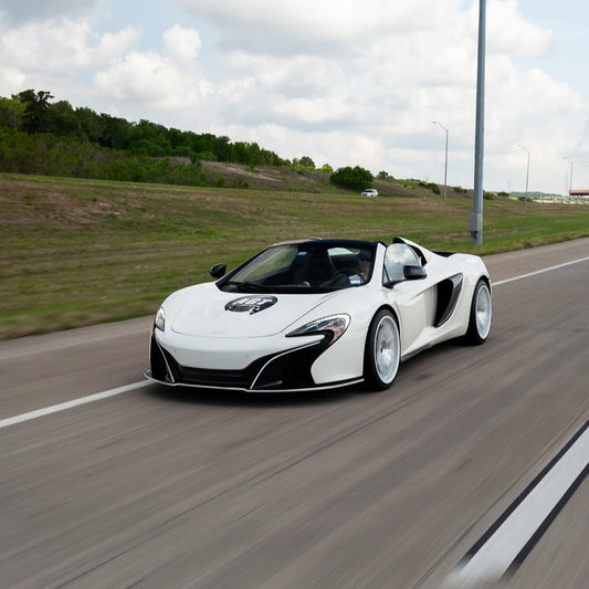 McLaren 675LT 650S Coupe Spider 2015 2016 with Aftermarket Parts - P1 Style Hood Dry Pre-preg Carbon Fiber from Aero Republic
