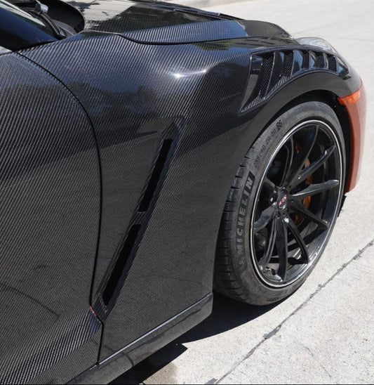 Nissan GTR R35 EBA 2008 2009 2010 2011 2012 2013 2014 2015 2016 2017 2018 2019 2020 2021 2022 2023 2024 with Aftermarket Parts - Nismo Style Front Fenders Dry Pre-preg Carbon Fiber from Aero Republic