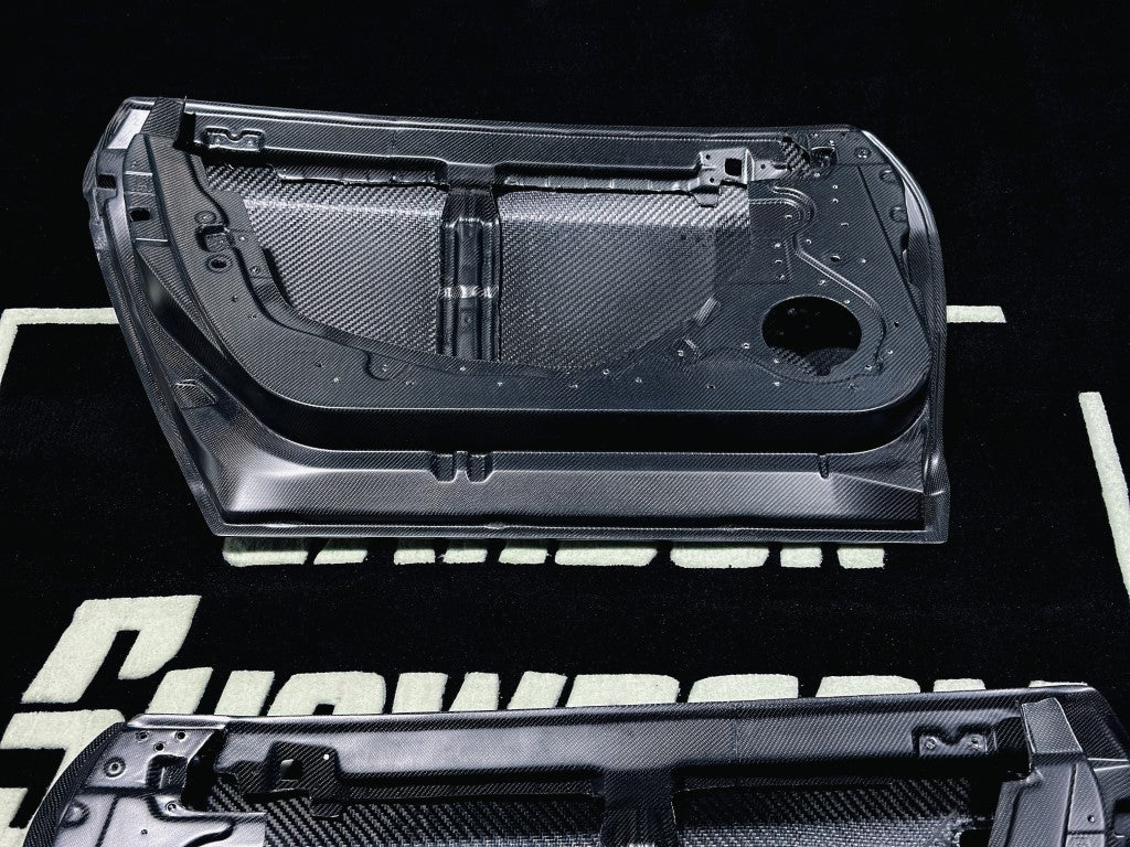 Nissan GTR R35 aftermarket parts - Aero Republic Carbon Fiber Doors ...