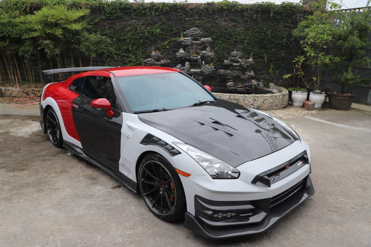 Nissan GTR R35 CBA DBA EBA 2008 2009 2010 2011 2012 2013 2014 2015 2016 2017 2018 2019 2020 2021 2022 2023 2024 with Aftermarket Parts - TSV2 Style Front Fenders Carbon Fiber / FRP from Aero Republic