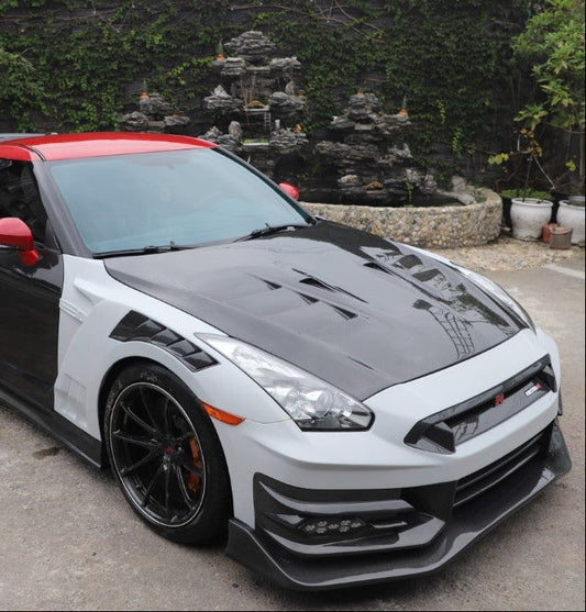 Nissan GTR R35 CBA DBA EBA 2008 2009 2010 2011 2012 2013 2014 2015 2016 2017 2018 2019 2020 2021 2022 2023 2024 with Aftermarket Parts - TSV2 Style Full Body Kit Carbon Fiber / FRP from Aero Republic