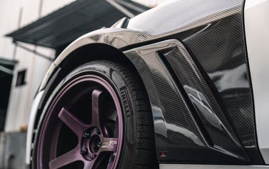 BMW M4 / M4C / M4CS G82 G83 2021-ON with Aftermarket Parts - ART Widebody Front Fenders Dry Pre-preg Carbon Fiber from ArmorExtend