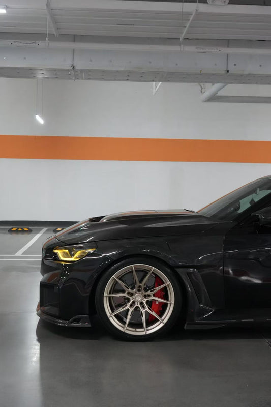 BMW M2 & M2C G87 2023 2024?with Aftermarket Parts - AE V2 Style Front Fenders Carbon Fiber from ArmorExtend