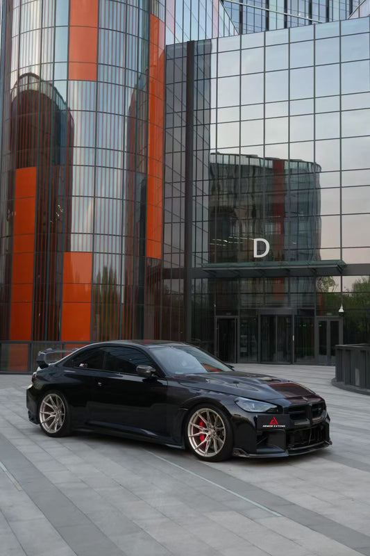 BMW M2 & M2C G87 2023 2024?with Aftermarket Parts - AE V2 Style Front Fenders Carbon Fiber from ArmorExtend