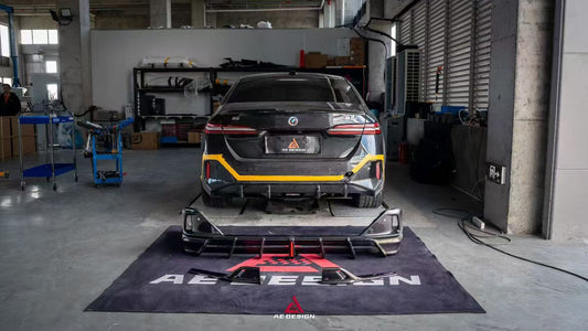 BMW i5 xDrive40 / eDrive40 (with M-package bumper, does not fit base mode) / M60 G60 G61 2024-ON & 5 Series 540i xDrive / 530i xDrive / 530i (with M-package bumper, does not fit base model) / 550e xDrive G60 G61 2024-ON with Aftermarket Parts - AE Design Rear Diffuser & Rear Canards Carbon Fiber from ArmorExtend