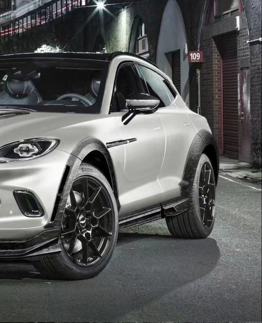 Aston Martin DBX Base 2021 2022 2023 2024 with Aftermarket Parts - Wheel Arches Dry Pre-preg Carbon Fiber from Ventus Veloce