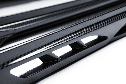 BMW M5 M5C G90 G99 2025-ON with Aftermarket Parts - Side Skirts Dry Pre-preg Carbon Fiber from Ventus Veloce