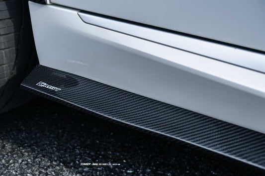 BMW X5 G05 LCI 2024-ON with Aftermarket Parts - Side Skirts Pre-preg Carbon Fiber from CMST Tuning