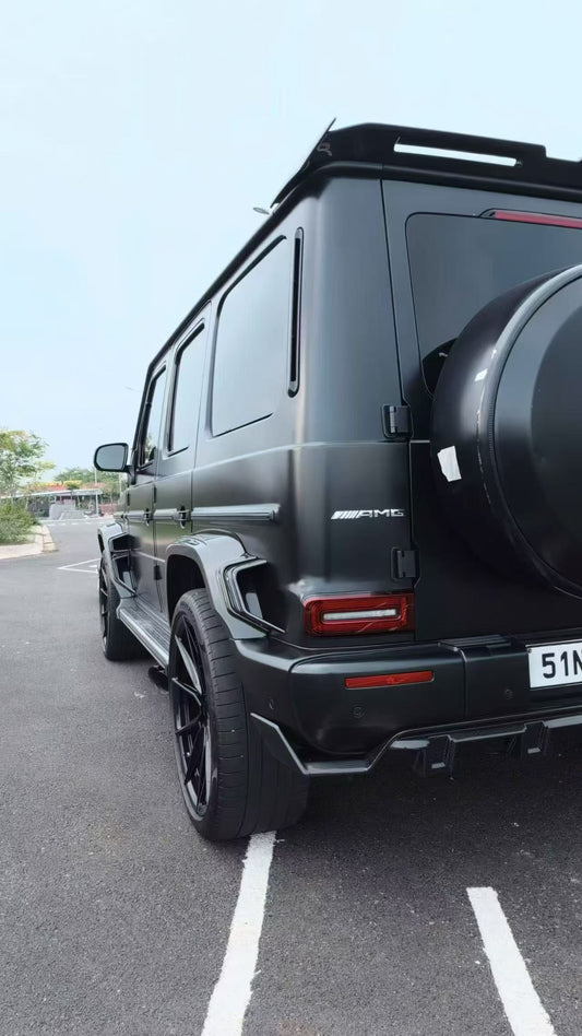Mercedes Benz G63 AMG G550 W463 W464 2019-ON with Aftermarket Parts - Pre-preg Carbon Fiber FRP Rear Roof Spoiler from CMST Tuning