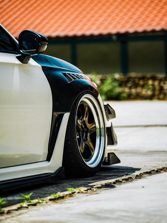 Honda Civic Type-R FL5 2023 2024 with Aftermarket Parts - Front Fenders Pre-preg Carbon Fiber / FRP from CMST Tuning
