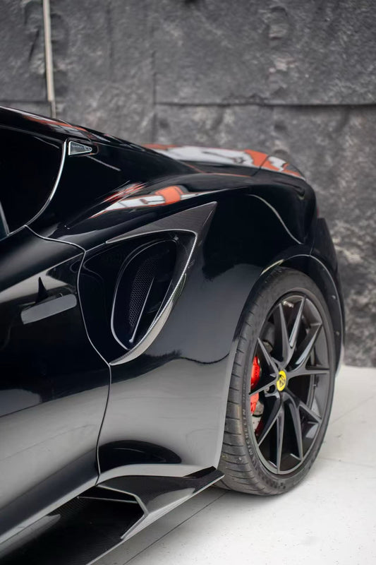 Lotus Emira 3.6 V6 2.0 Four-cylinder 2022-ON with Aftermarket Parts - Side Skirts Dry Pre-preg Carbon Fiber / FRP